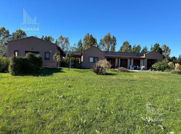 Casa · 240m² · 7 Ambientes · 6 Cocheras · Chacra en Venta con Posible Financiacion Haras El Malacate Exaltacion de La Cruz
