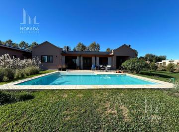 Casa · 240m² · 7 Ambientes · 6 Cocheras · Chacra en Venta 4 Dorm. Barrio Cerrado Haras El Malacate Exaltacion de La Cruz