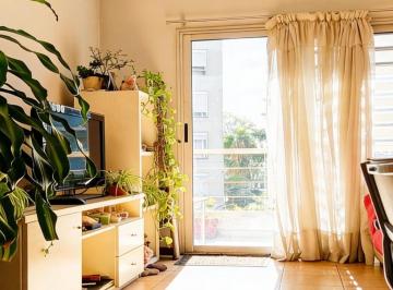 Departamento · 70m² · 3 Ambientes · Alquiler - 3 Ambientes - Balcón - Muy Luminoso