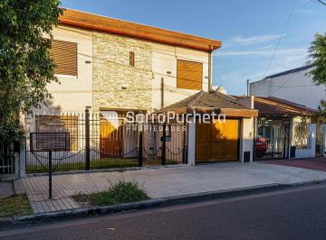 Casa · 355m² · 5 Ambientes · 2 Cocheras · Venta Casa 5 Ambientes en Villa Luzuriaga
