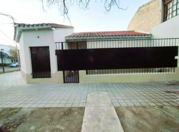 Casa de 6 ambientes, Ciudad de Mendoza · Vende Casa Esquina Reciclada - 6ta. Sección - Ciudad - Mendoza