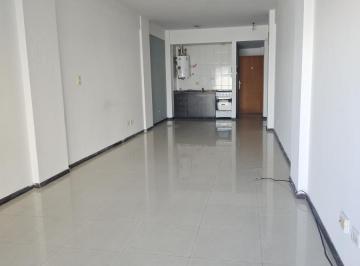 Departamento · 36m² · 1 Ambiente · Alquiler Mono Ambiente con Patio en Flores