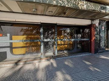 Local comercial · 95m² · Venta en Oportunidad en Villa Crespo, Local + Gran Depósito con Entrada Independiente