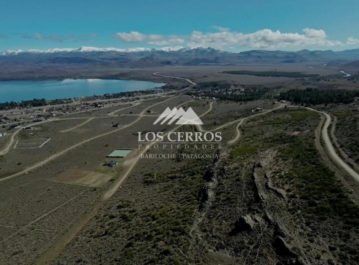Desarrollo horizontal · Barrancas de Dina Huapi