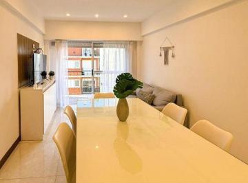Departamento · 58m² · 3 Ambientes · Departamento de 3 Ambientes a La Calle con Balcon Corrido