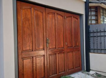 Casa en Alquiler de 4 ambientes URCA · Duplex Amplio 1 Dor / Escrit Baño en Pb en Pa 3 Dor 2 Baños (Suite)