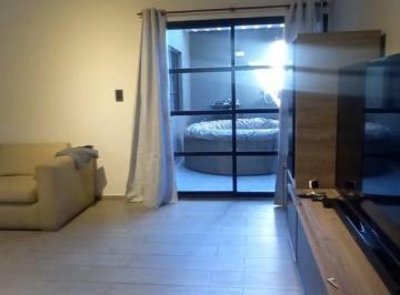 PH de 3 ambientes, Vicente López · PH 3 Amb Sin Expensas 1° por Escalera Impecable! con 2 Patios