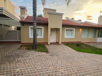 Casa de 7 ambientes, Córdoba · Hermosa Casa en Barrio Los Cielos