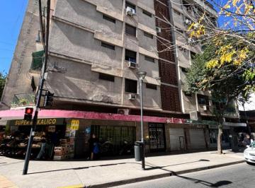Departamento de 5 ambientes, San Miguel de Tucumán · Laprida 195 Dos Dorm. + Dependencia de Servicio