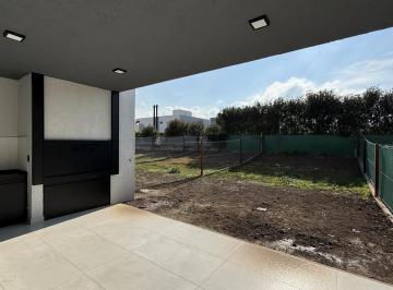 Patio · Duplex en Venta, 3 Dorm, Siete Soles, 165 m