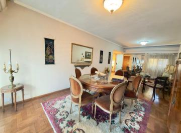 Departamento · 125m² · 4 Ambientes · 1 Cochera · Venta Depto. en Villa Urquiza 4 Amb. de Categoria C/cochera Fija, Baulera y Balcon. Impecable