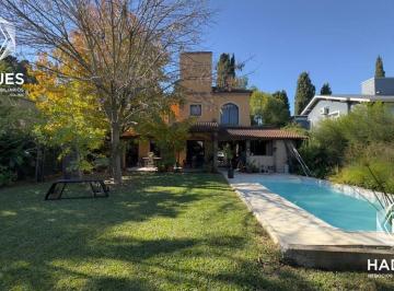 Casa de 4 ambientes, Berazategui · Venta Propiedad en Barrio Privado Ranelagh Golf Club
