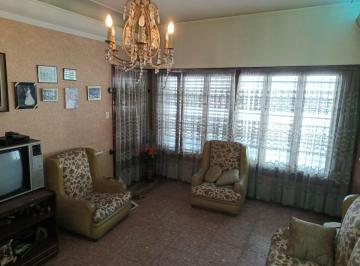 Casa de 3 ambientes, Avellaneda · Casa 3 Ambientes con Gge y Terraza
