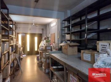 Bodega-Galpón · 328m² · 1 Cochera · Depósito en Barracas