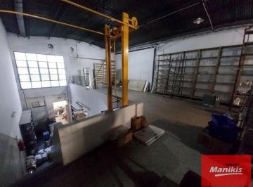 Bodega-Galpón · 328m² · 1 Cochera · Galpón en Barracas
