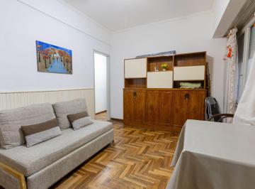 Departamento · 36m² · 2 Ambientes · Venta Departamento 2 Amb Interno Luminoso P Colon