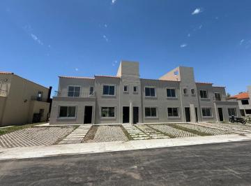 Departamento · 112m² · 4 Ambientes · 1 Cochera · Venta Casa a Estrenar 3 Dorm/parr Jard La Angelica