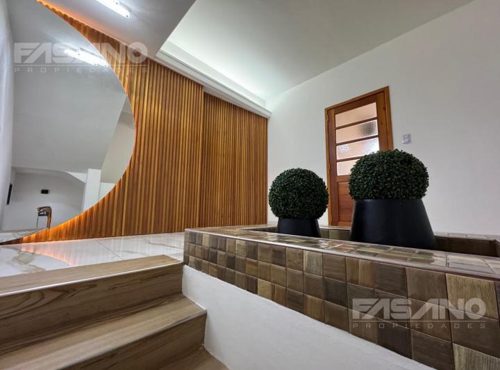 Departamento · 230m² · 5 Ambientes · 2 Cocheras