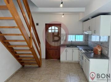 PH · 63m² · 3 Ambientes · 1 Cochera · Duplex de 3 Ambientes a m de La Estacion de Mte Gde! con Cochera!