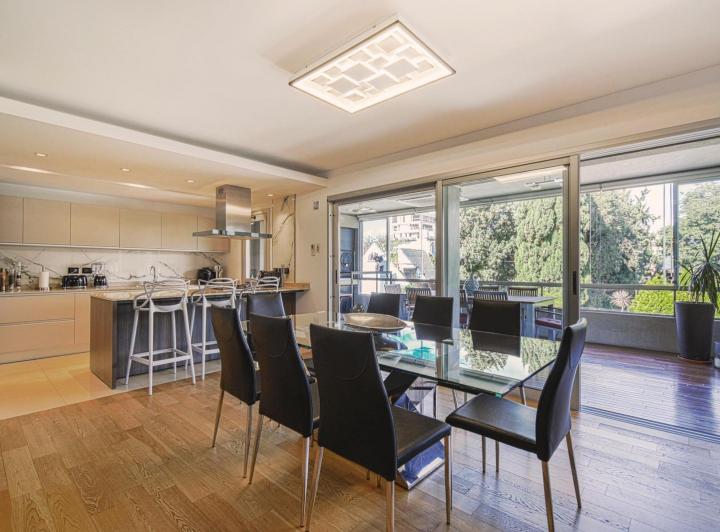 Departamento · 212m² · 5 Ambientes · 2 Cocheras
