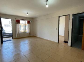 Departamento de 2 ambientes, Morón · Departamento en Alquiler de 2 Ambientes en Moron Sur, Cerca de Av H. Yrigoyen y Av Eva Peron