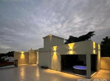 Casa · 230m² · 5 Ambientes · 2 Cocheras · PH 5 Amb. con Lujoso Diseño en Venta - Villa Ballester