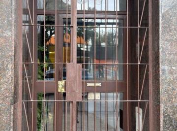 Departamento de 2 ambientes, Vicente López · Departamento de Dos Ambientes Sobre Av Maipú Al 300