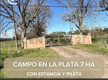 Campo · 400m² · 6 Ambientes · 3 Cocheras · Campo en Venta con Estancia, La Plata