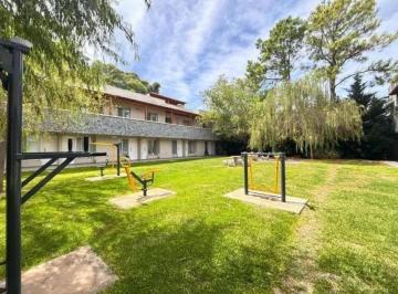 Departamento · 42m² · 2 Ambientes · 1 Cochera · Departamento en Venta en Complejo Sauces