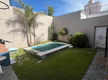 Casa de 4 ambientes, Avellaneda · Hermosa Casa con Todo, Familia Feliz!