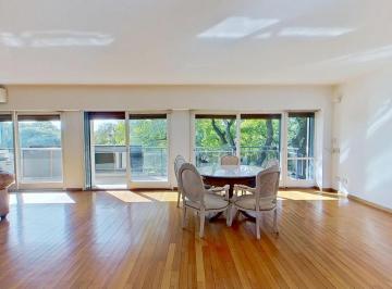 Departamento · 214m² · 5 Ambientes · 1 Cochera · Venta Departamento 3 Ambientes con Balcón en Palermo