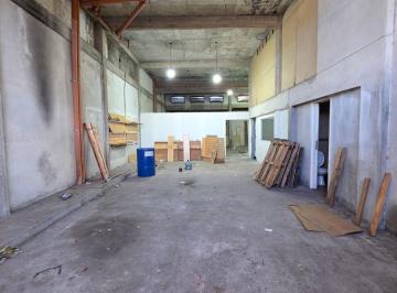 Bodega-Galpón de 2 ambientes, La Matanza · Alquiler de Galpón Industrial en San Justo – 200 m² con Entrada de Camión y Trifásica