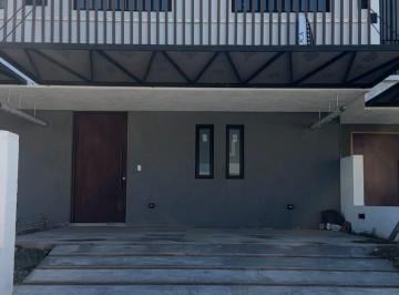 Casa de 5 ambientes, Córdoba · Casa en Venta Solares de Manantiales