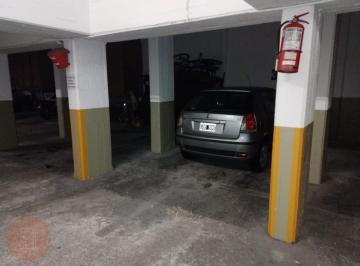 Garage · 13m² · Venta - Cochera Zona Centro