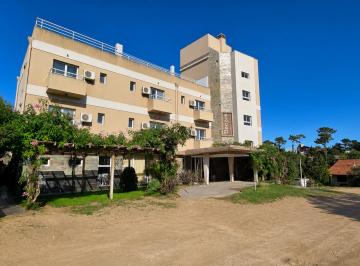 Hotel de 30 ambientes, Valeria del Mar · Brezos Hotel & Spa en Venta