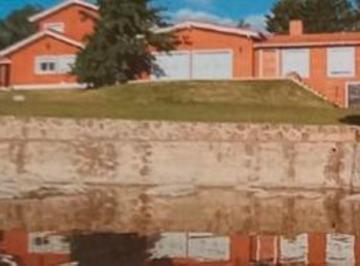 Terreno 40000m² Venta  · Venta Excelente Terreno 4 Ha Importantes Construcciones