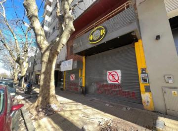 Local comercial · 239m² · 3 Ambientes · 1 Cochera · Local en Venta en La Plata