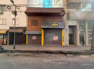 Local comercial · 239m² · 3 Ambientes · 1 Cochera · Local en Venta en La Plata
