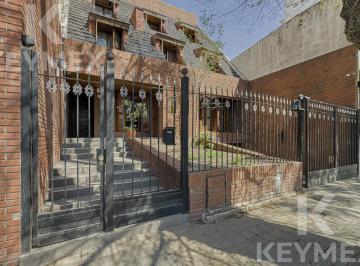 Casa · 700m² · 10 Ambientes · 5 Cocheras · Alquiler Exclusiva Casa de Lujo en Casco La Plata | 5 Suites - Ascensor - 5 Cocheras - Piscina