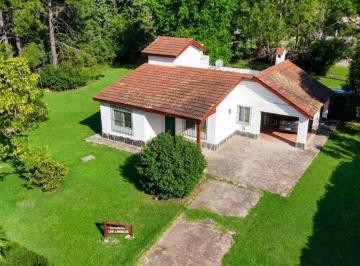 Casa de 4 ambientes, Exaltación de la Cruz · Casa en Venta Sobre Dos Lotes de 1.000 m² Cada Uno (Total 2.000 M²) — Barrio Parque Exaltación — Apt