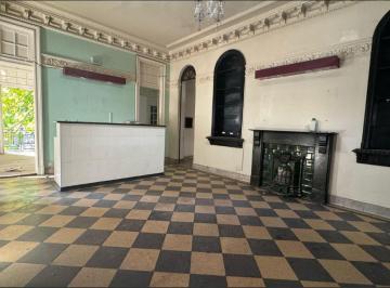 Oficina comercial de 7 ambientes, Belgrano · En PH en Planta Alta, Oficina o Local Comercial