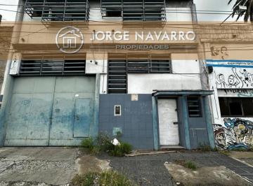 Bodega-Galpón · 450m² · Galpón en Alquiler con Oficinas