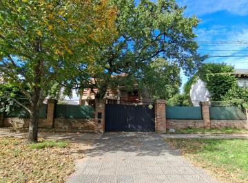 Casa de 8 ambientes, Rosario · Fisherton, Donado y Morrison