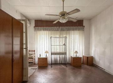 Casa · 178m² · 5 Ambientes · 1 Cochera · Venta Casa Multifamiliar Doble Salida Piñeyro Avellaneda
