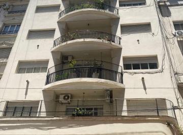Departamento de 3 ambientes, Recoleta · Departamento de 65 m² con 2 Habitaciones en Venta en Recoleta
