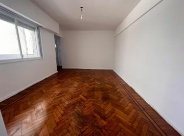 Departamento · 55m² · 3 Ambientes · Alquiler Depto 3 Amb 3er Piso Contrafrente Almagro