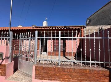 Casa de 5 ambientes, Córdoba · Alquiler Casa 2 Dorm. Barrio Las Palmas