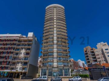 Departamento · 122m² · 4 Ambientes · 2 Cocheras · Venta Departamento 4 Ambientes Vista Al Mar Maral 50