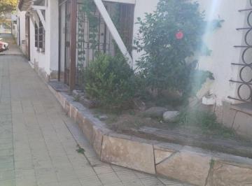 Consultorio de 7 ambientes, Ciudad de Mendoza · Alquilo Casa Ideal Oficinas o Consultorios