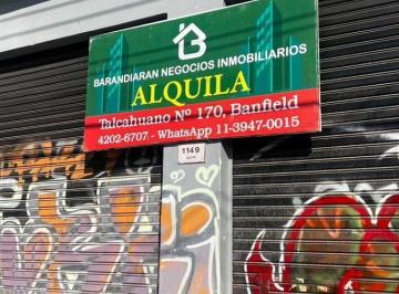 Local comercial · 200m² · 1 Ambiente · Local Apto Varios Destinos